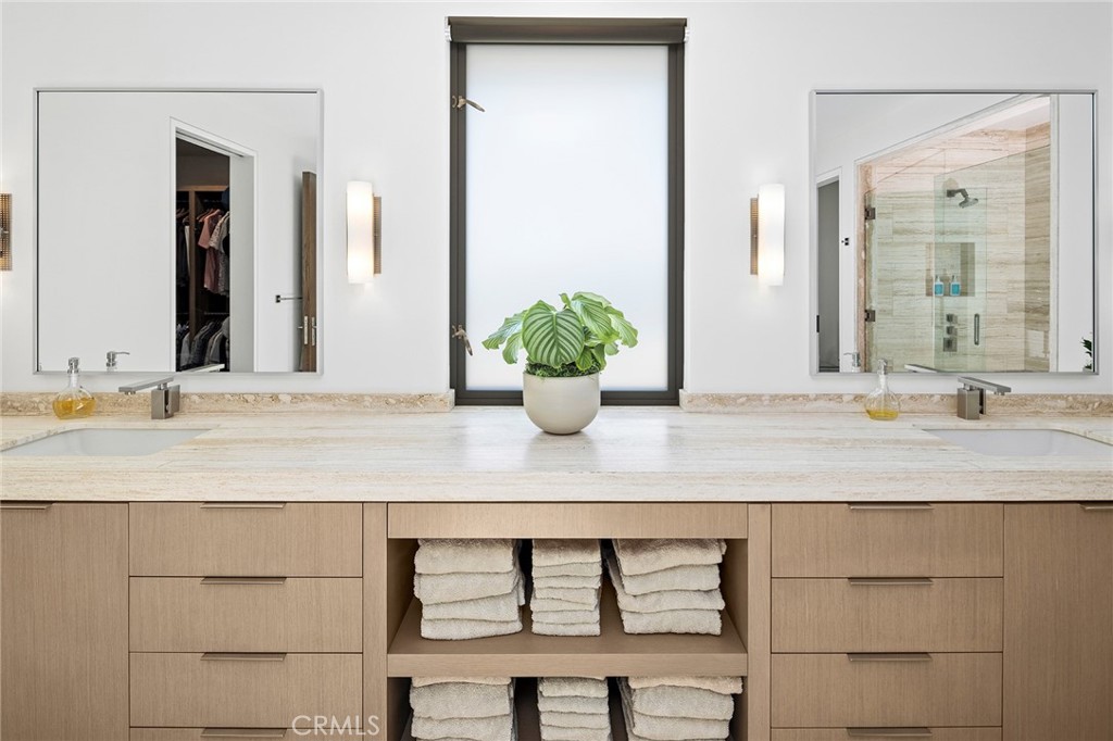 Irvine Terrace (IRVT) - Residential