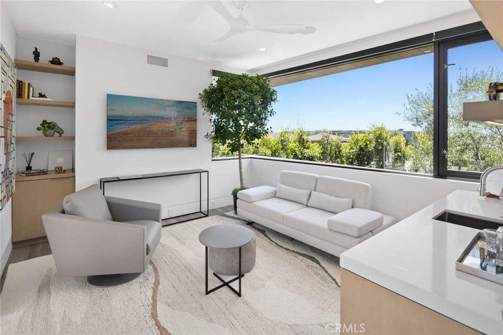 Irvine Terrace (IRVT) - Residential