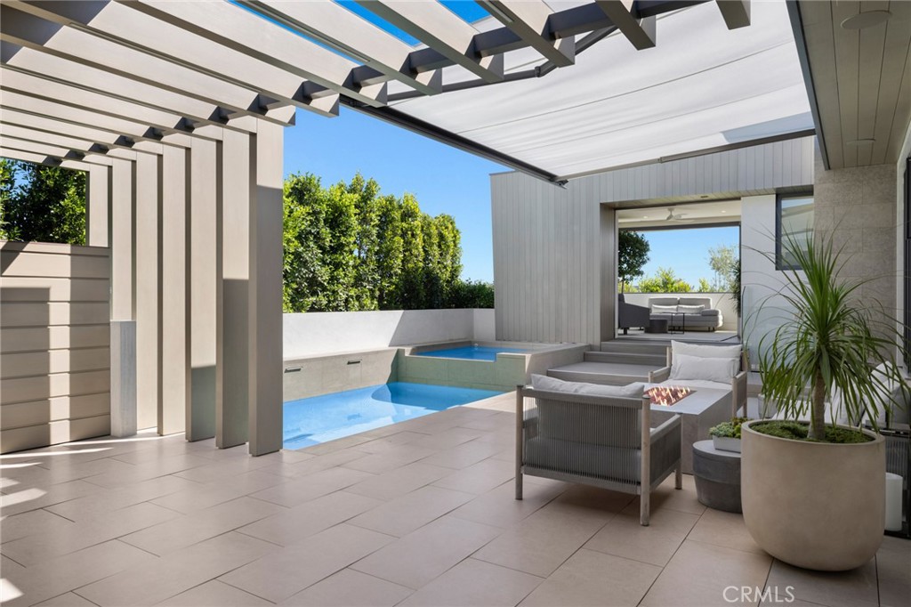 Irvine Terrace (IRVT) - Residential