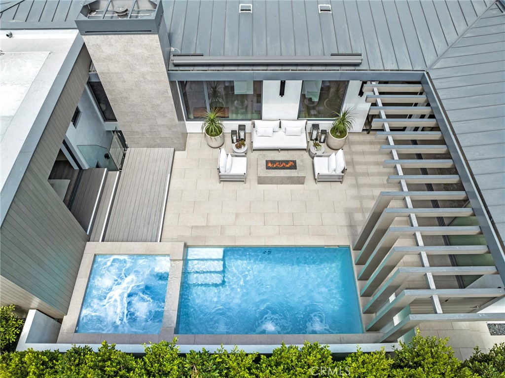 Irvine Terrace (IRVT) - Residential