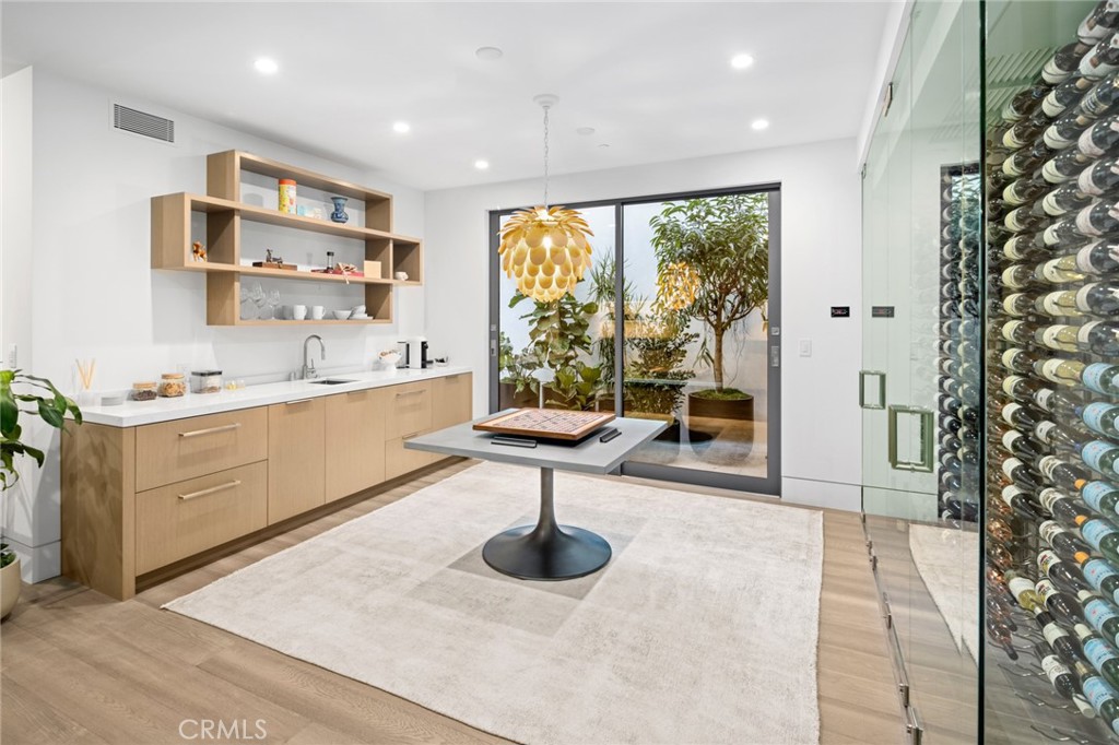 Irvine Terrace (IRVT) - Residential