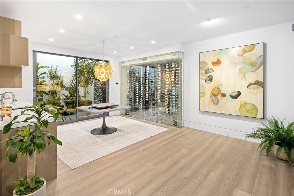 Irvine Terrace (IRVT) - Residential