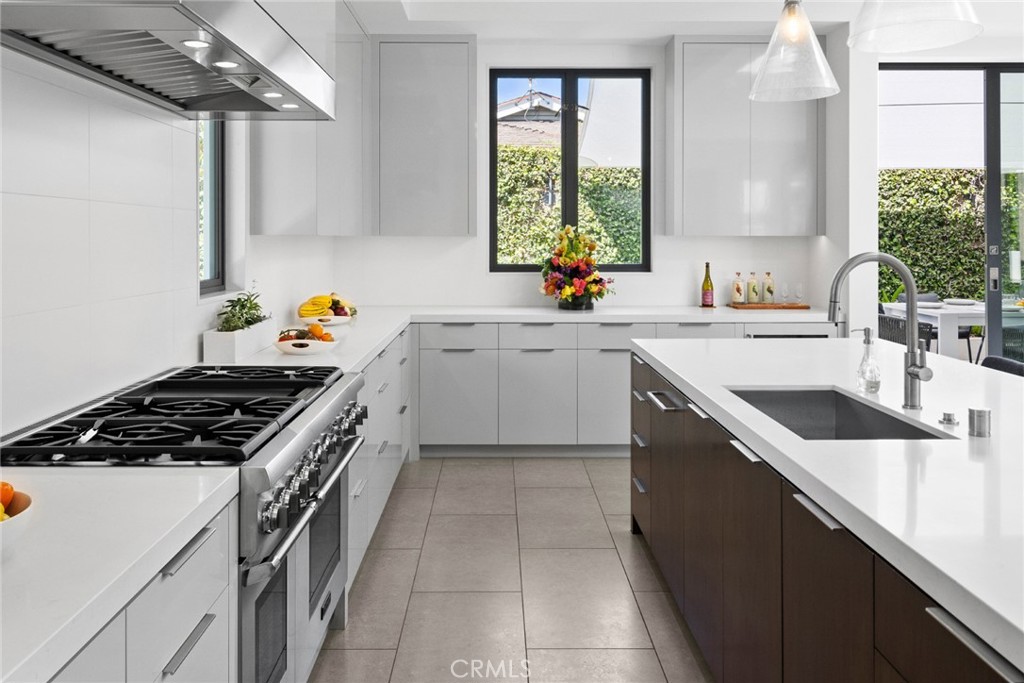 Irvine Terrace (IRVT) - Residential