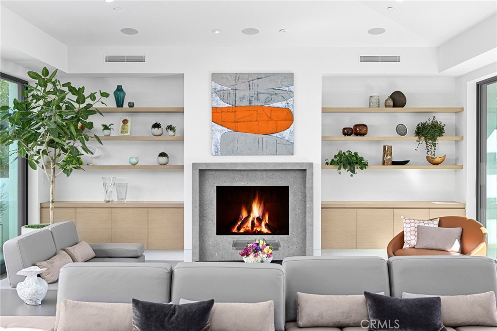 Irvine Terrace (IRVT) - Residential