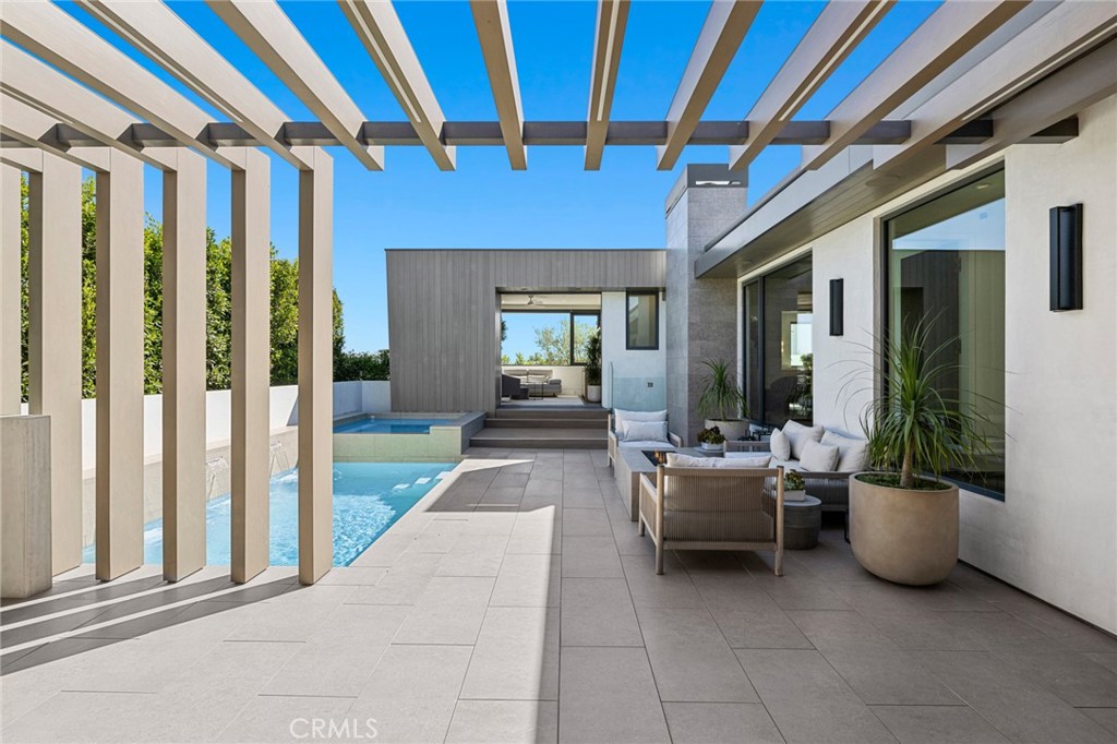 Irvine Terrace (IRVT) - Residential