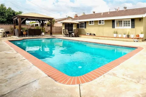 6212 Chapman Ave, Garden Grove, CA 92845 - MLS#: PW25046518