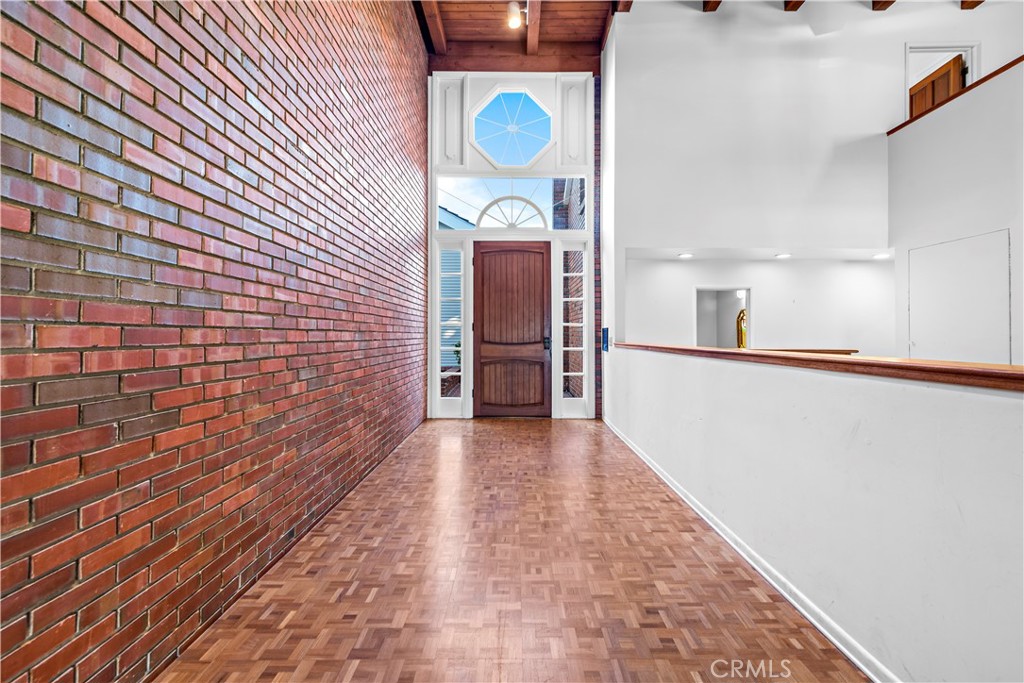 Harbor Island ""Drive"" (HIDC) - Residential