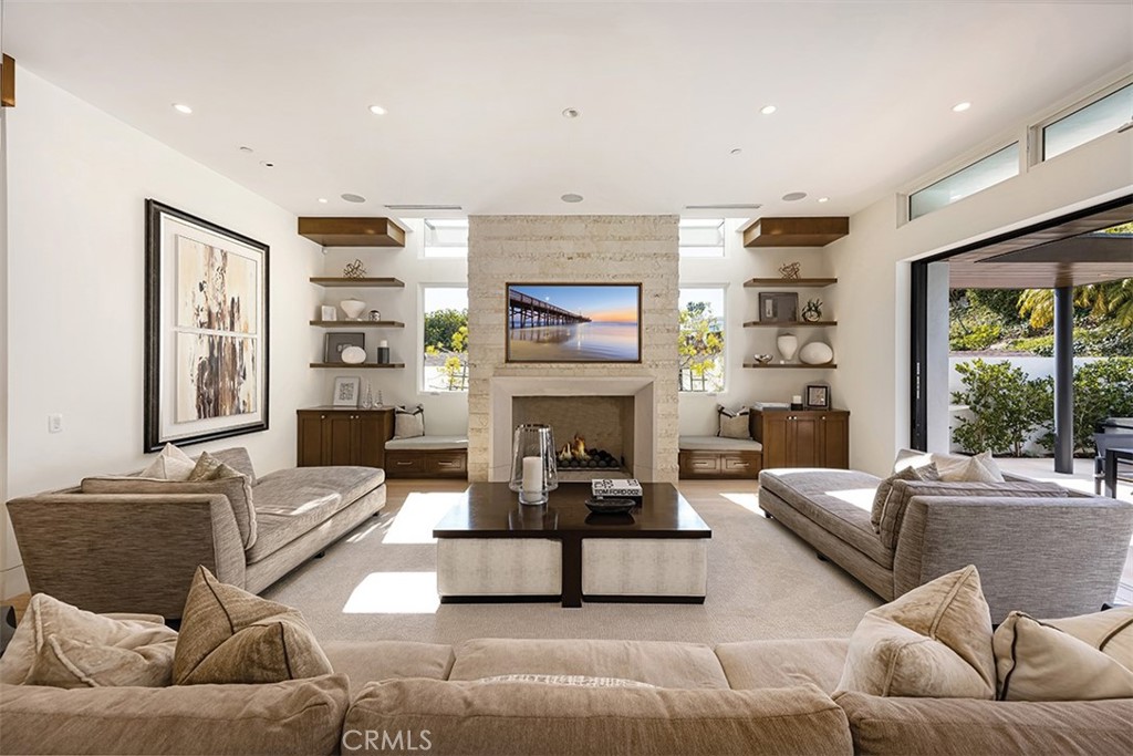 Irvine Terrace (IRVT) - Residential