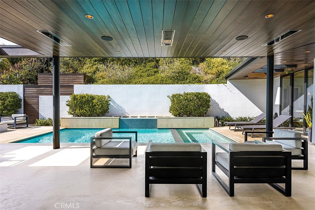 Irvine Terrace (IRVT) - Residential