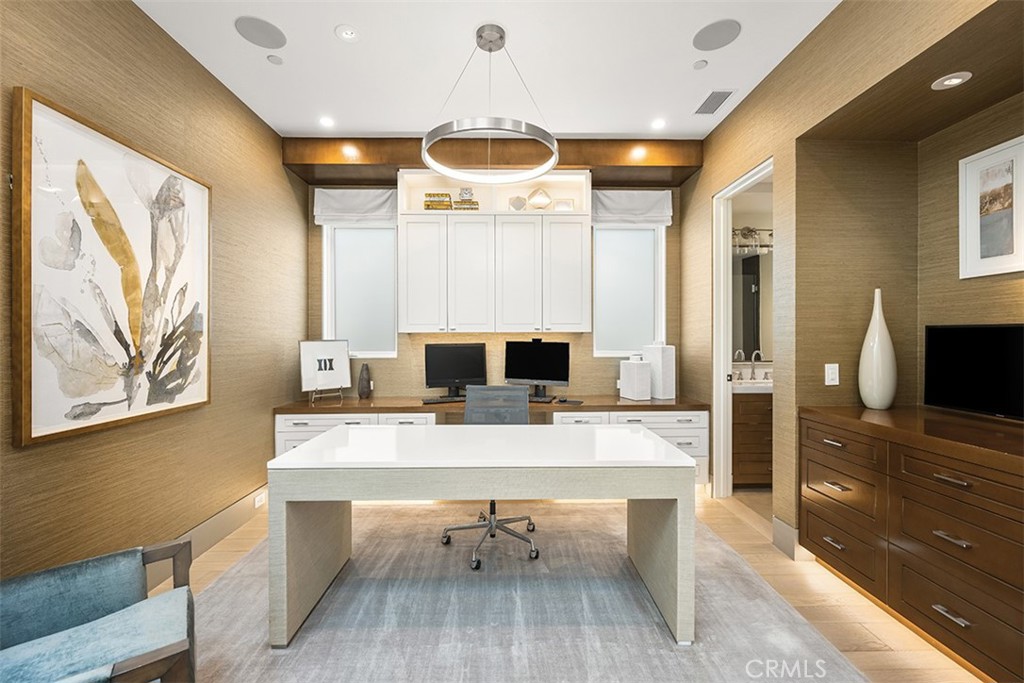 Irvine Terrace (IRVT) - Residential