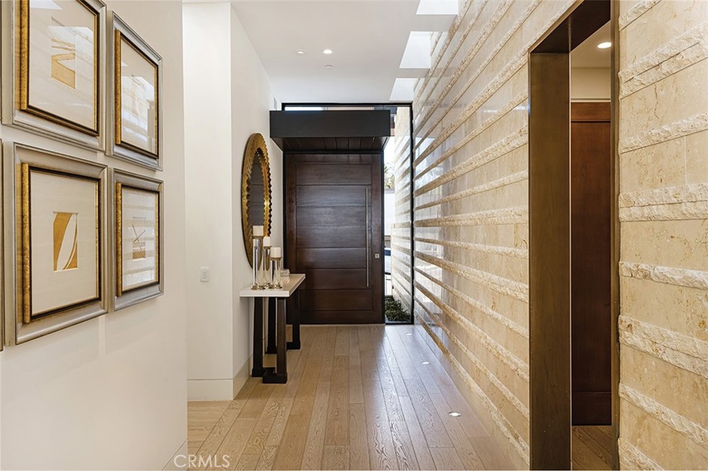 Irvine Terrace (IRVT) - Residential