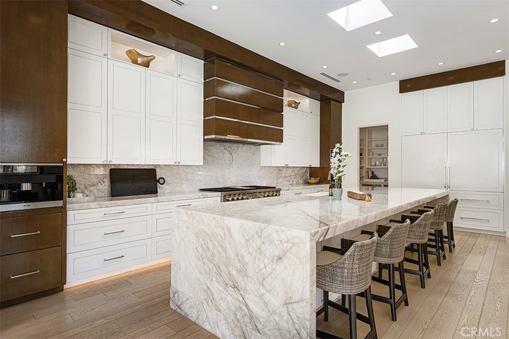 Irvine Terrace (IRVT) - Residential