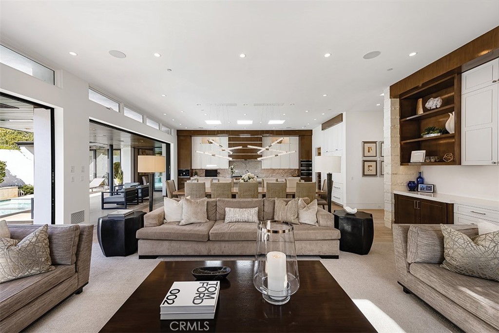 Irvine Terrace (IRVT) - Residential