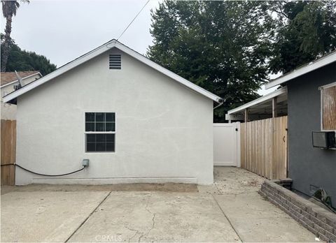 A home in Reseda