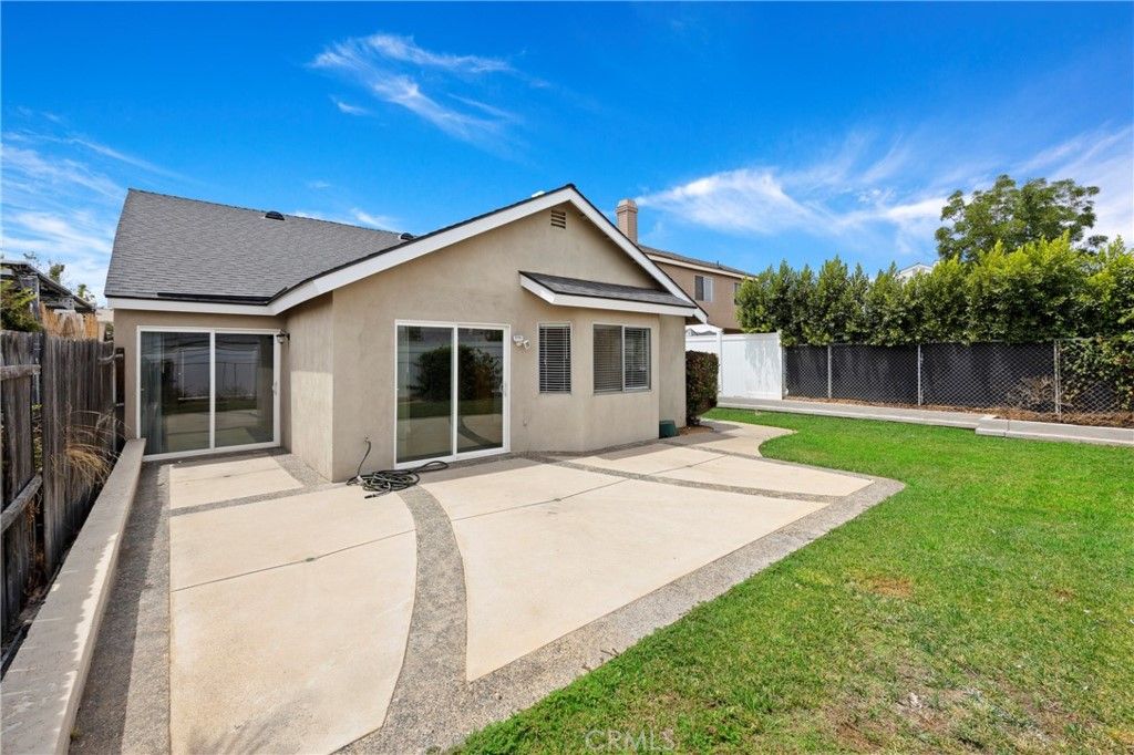 listing image 130723886461019819550