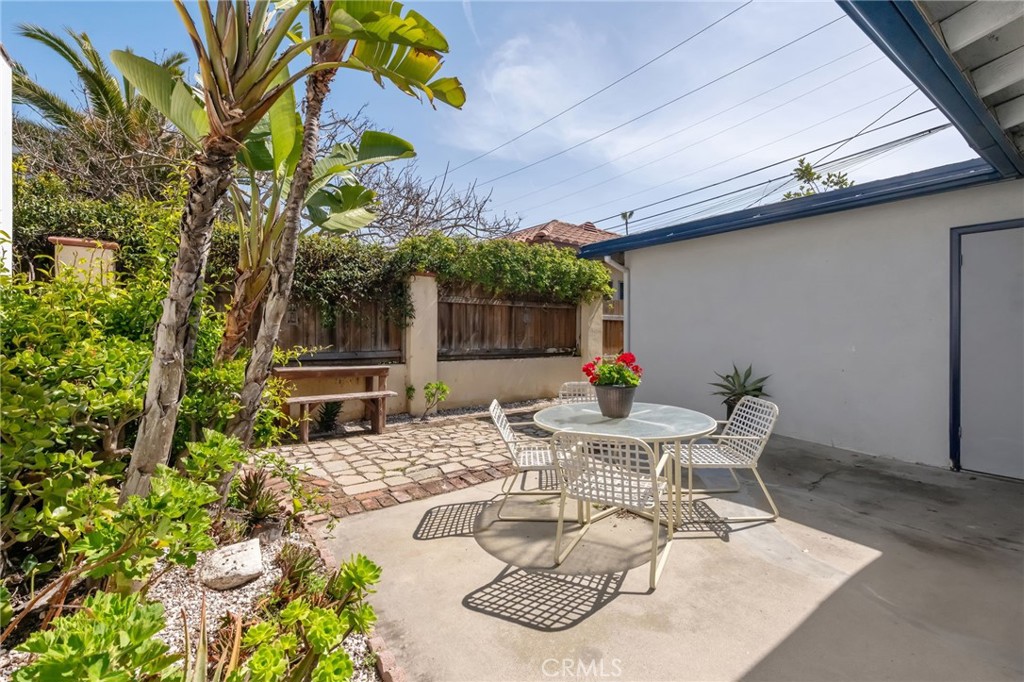208 Knob Hill Avenue A
