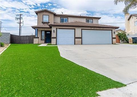 4960 Country Grove Way Hemet CA 92545