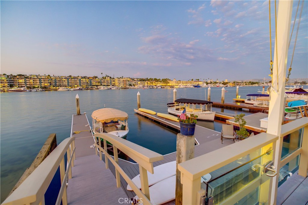 Lido Island (LIDO) - Residential