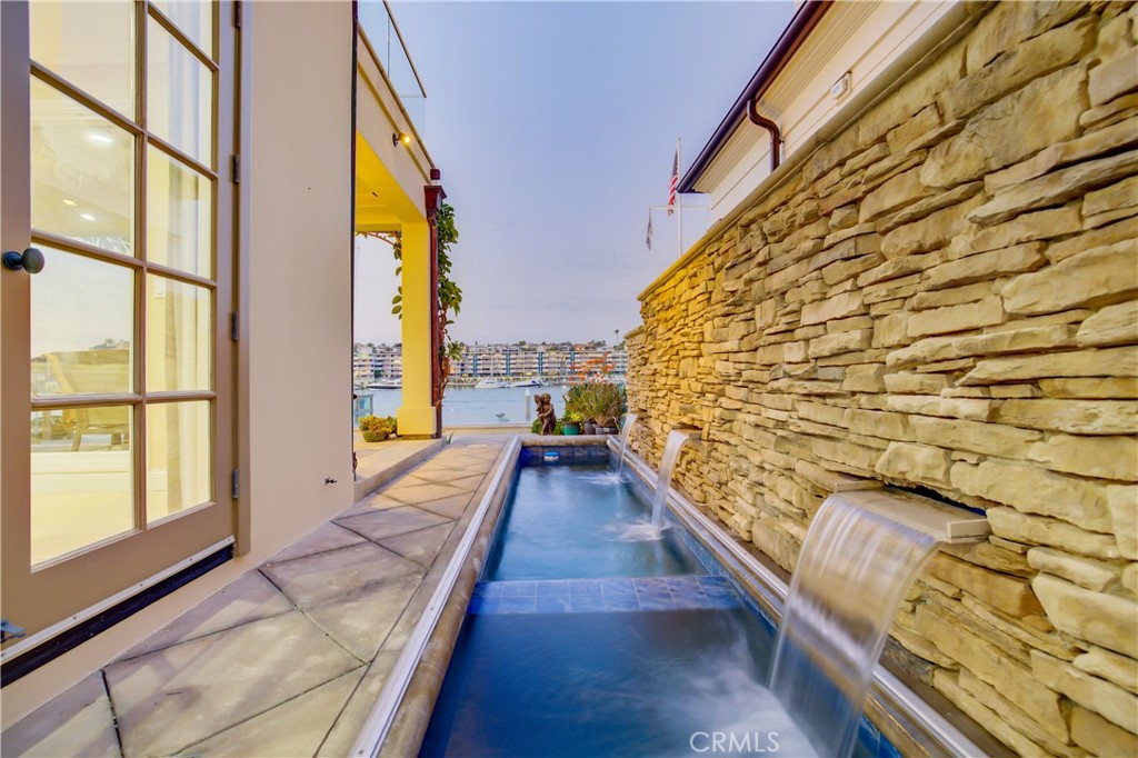 Lido Island (LIDO) - Residential