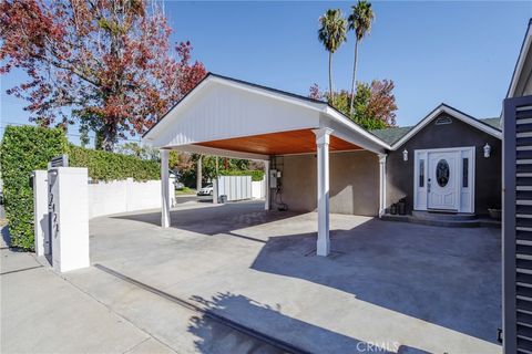 Photo of 12428 Debby Street, North Hollywood, CA 91606 (MLS # GD25014487)