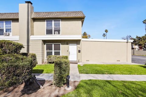 1608 mitchell avenue tustin ca 92780