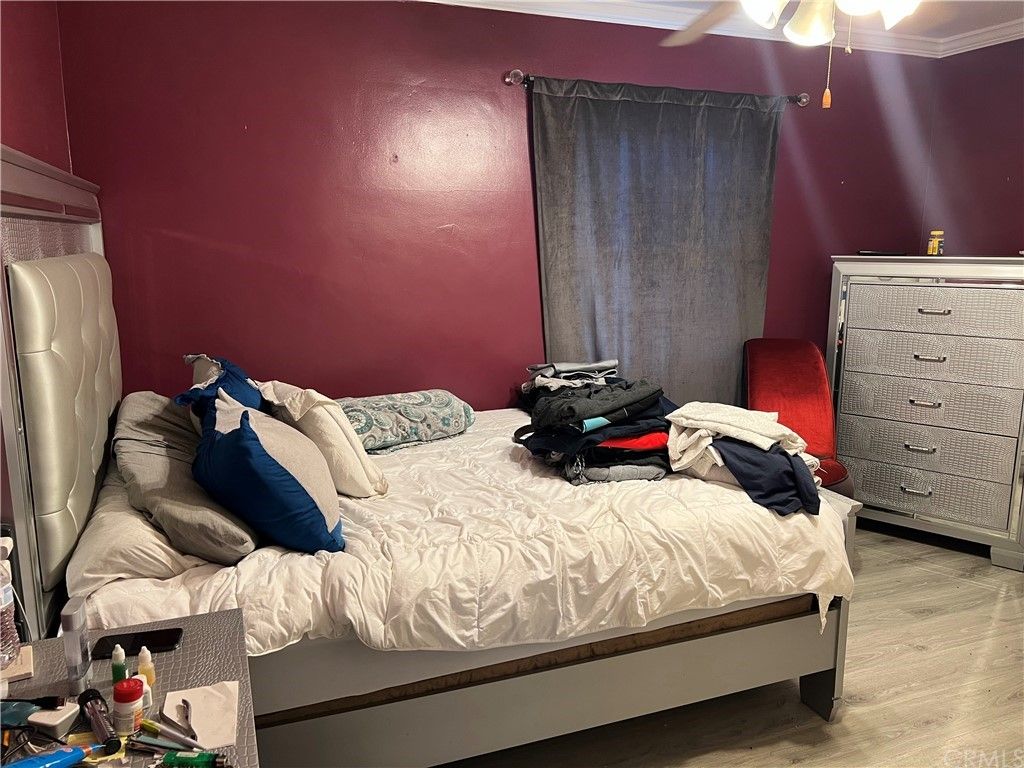 listing image 130727394568728890999