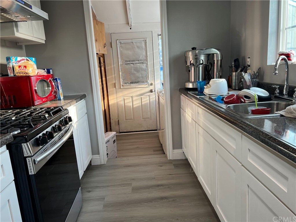 listing image 130724880921098159691