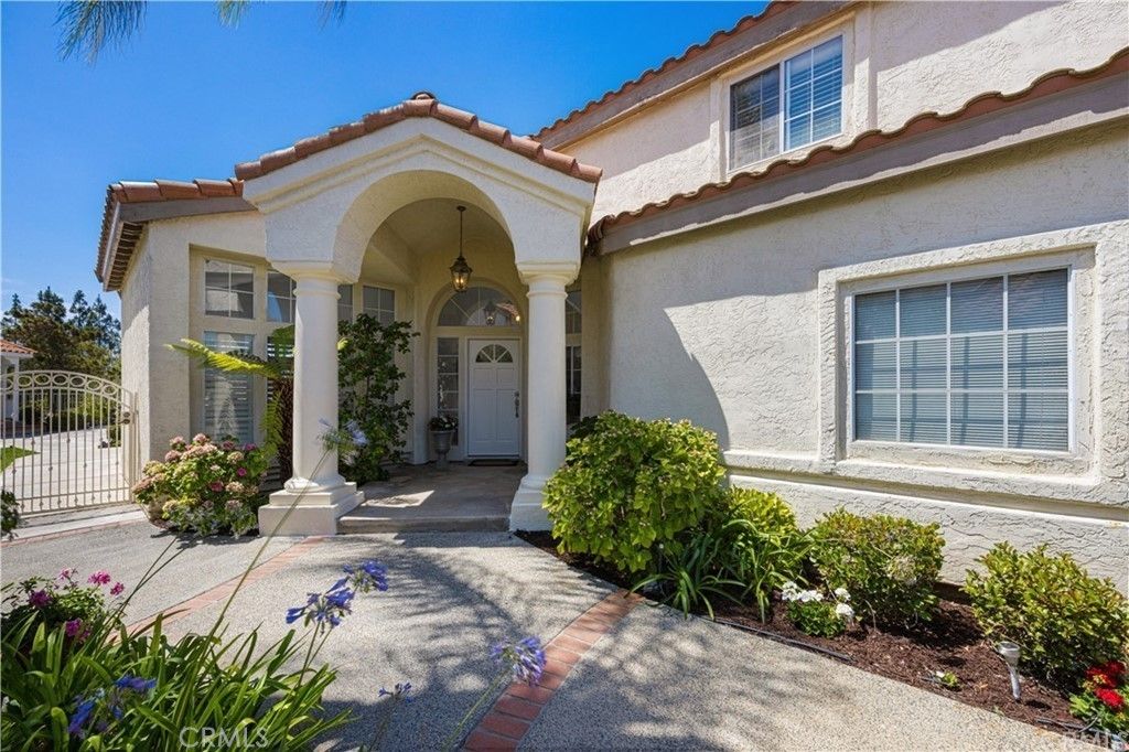 listing image 130720320518767994801