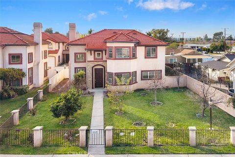 A home in El Monte