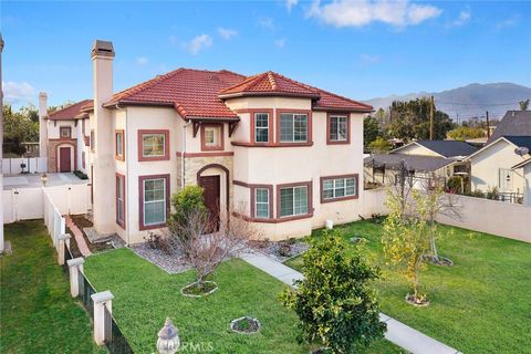 A home in El Monte