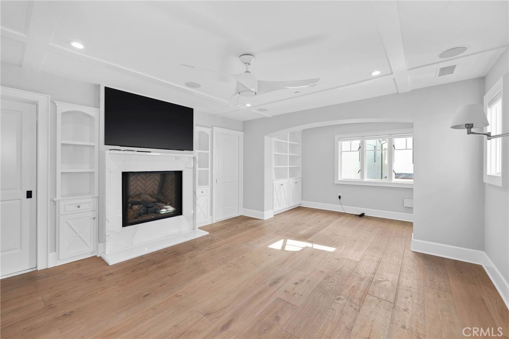 Balboa Peninsula Point (BLPP) - Residential