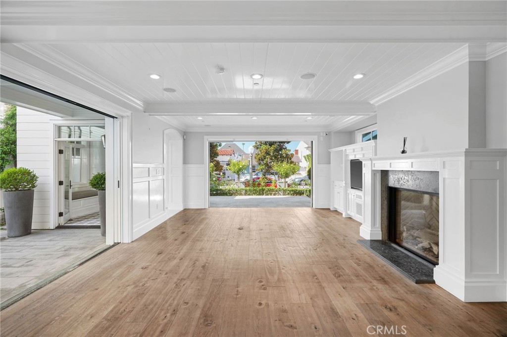 Balboa Peninsula Point (BLPP) - Residential