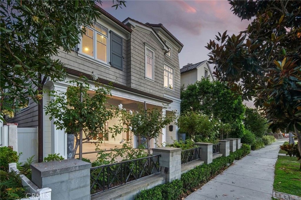 Balboa Peninsula Point (BLPP) - Residential