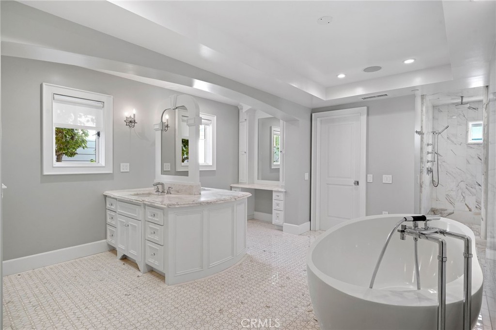 Balboa Peninsula Point (BLPP) - Residential