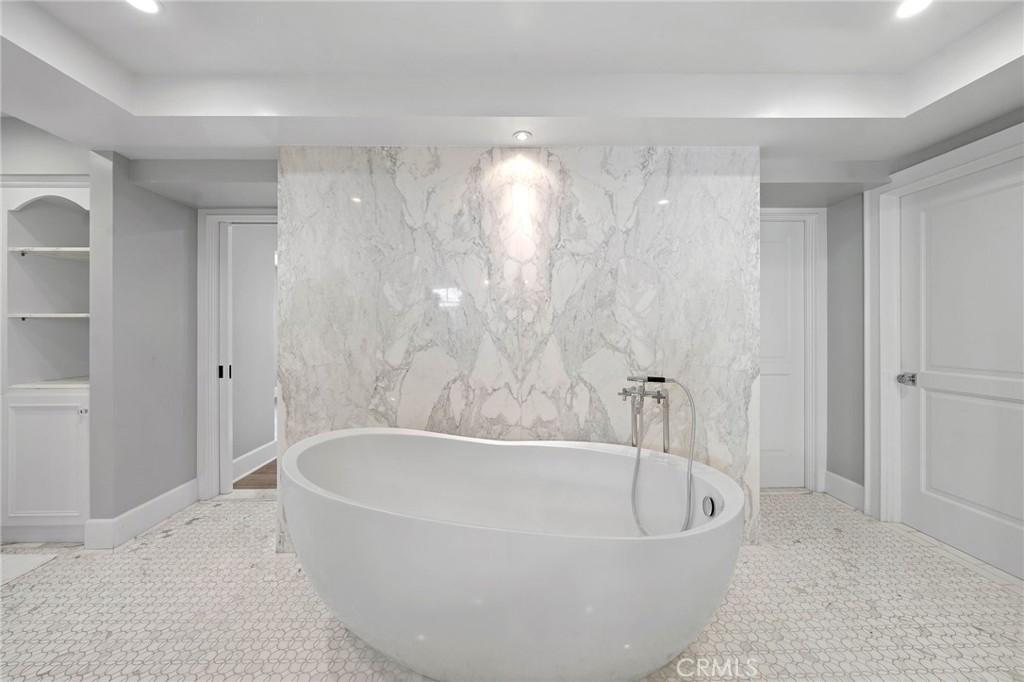 Balboa Peninsula Point (BLPP) - Residential