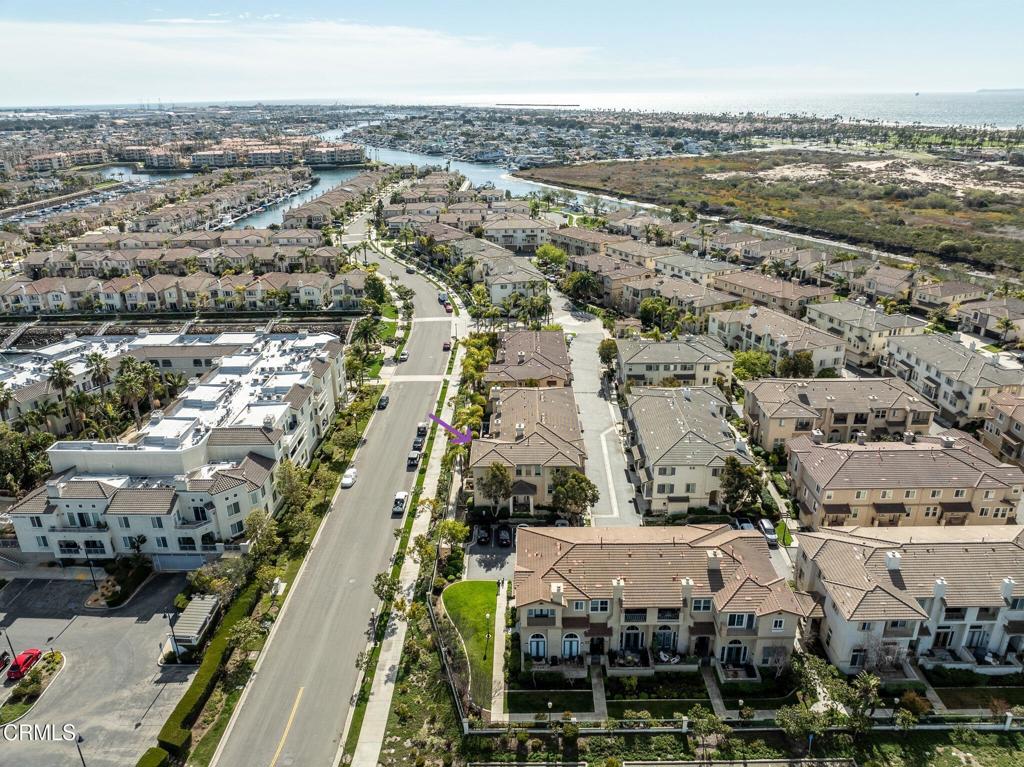 1216 Bayside Circle