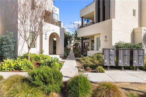 108 Catalyst Irvine CA 92618