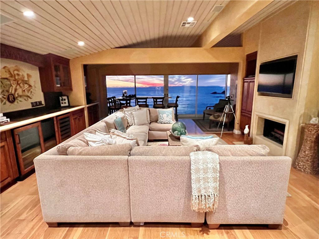 North Laguna (NL) - Residential Lease