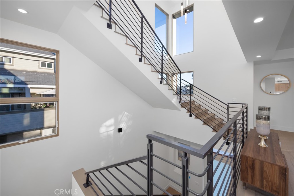 Photo 27 of 51 of 941 E California Boulevard 1 townhome