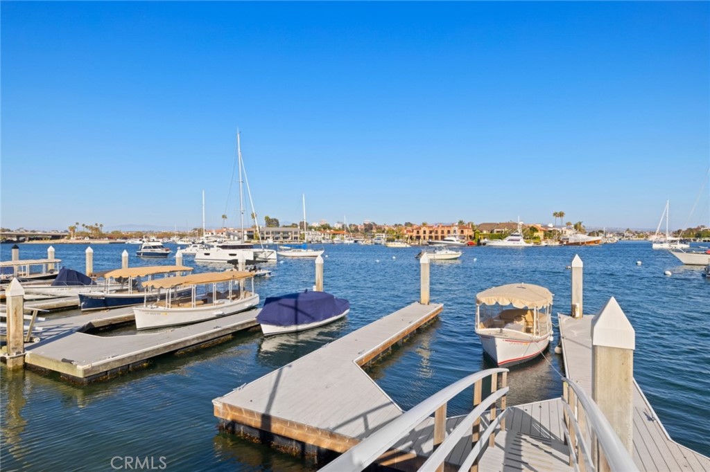 2732 Bayshore Drive