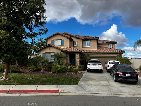 A home in Lake Elsinore