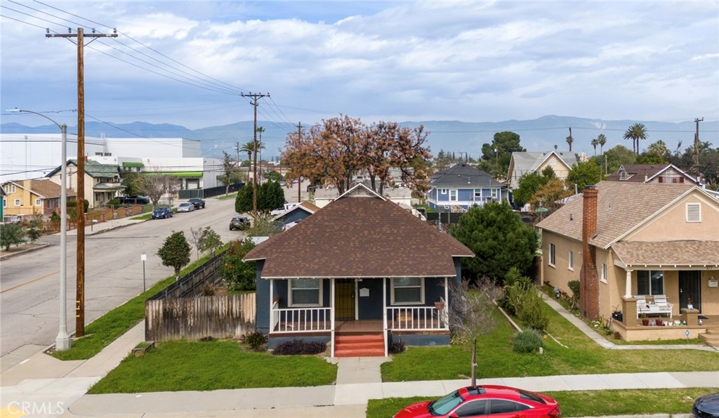 View Colton, CA 92324 house