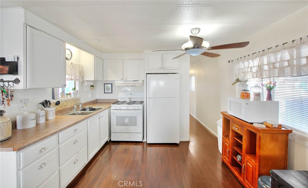 Photo 23 of 52 of 1700 Glendora Avenue 19 mobile home