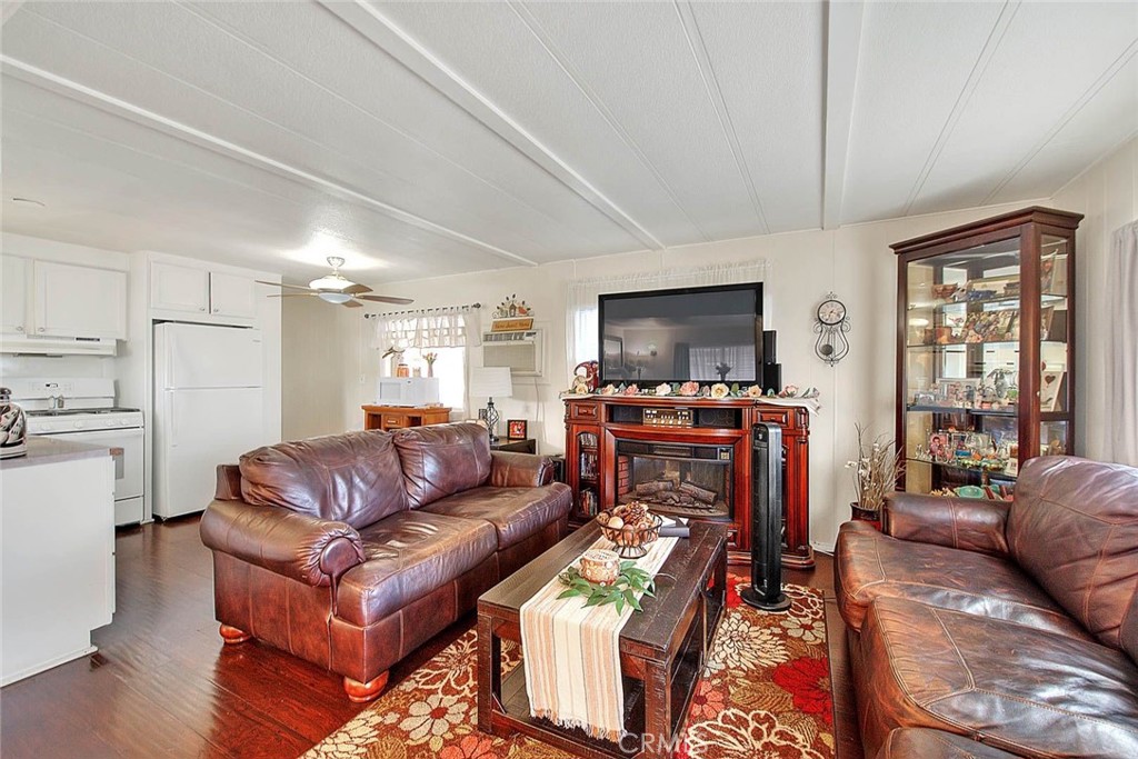 Photo 11 of 52 of 1700 Glendora Avenue 19 mobile home