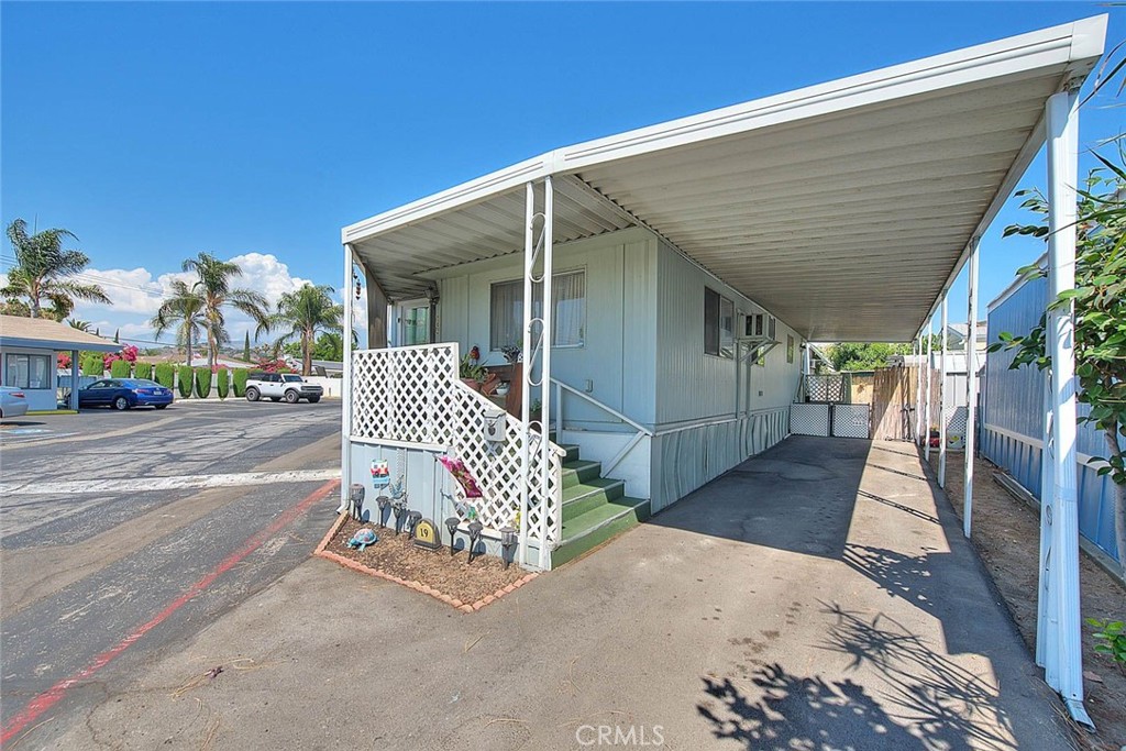 View Glendora, CA 91740 mobile home