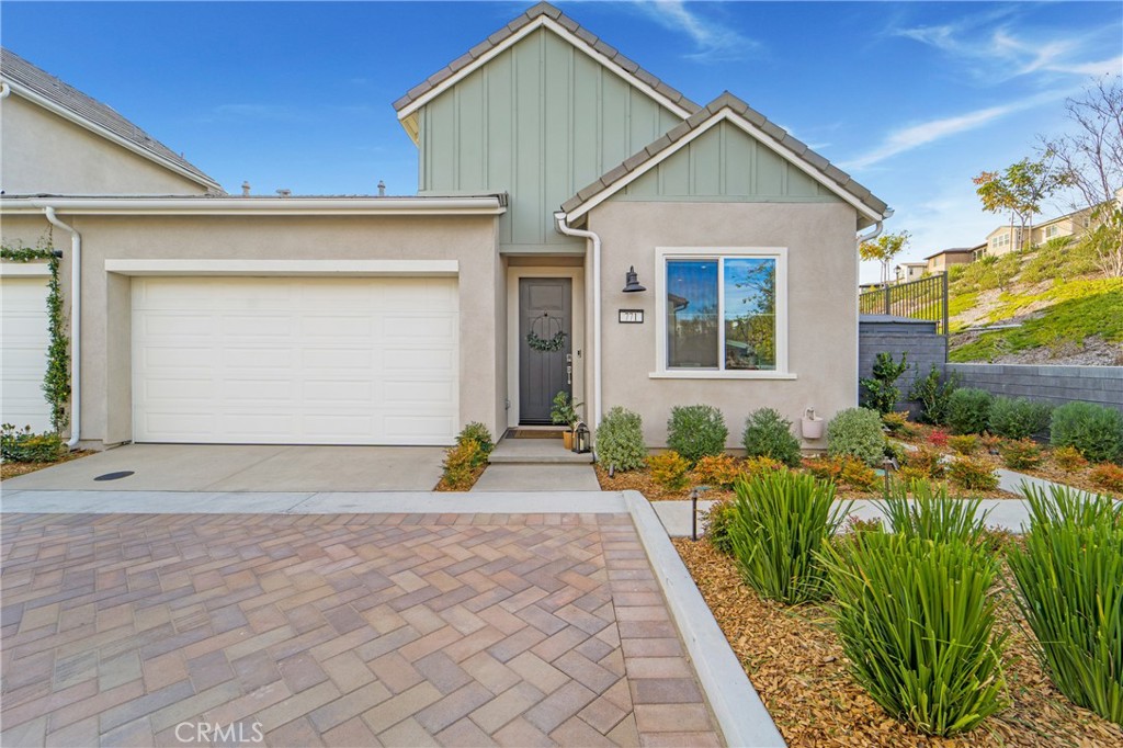 771 Sunrise Road