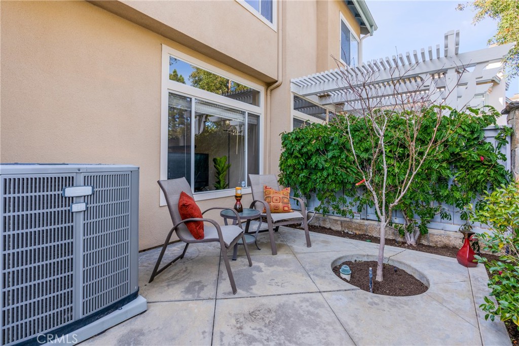 Photo 9 of 40 of 95 Stoney Pointe townhome