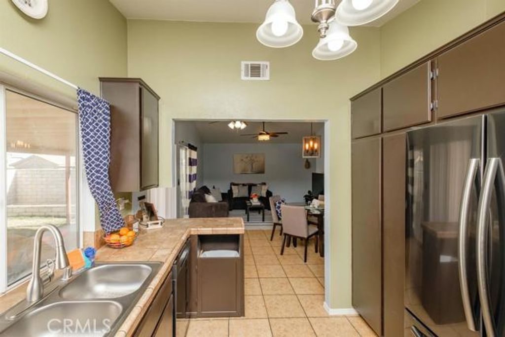 listing image 130727173878313974525