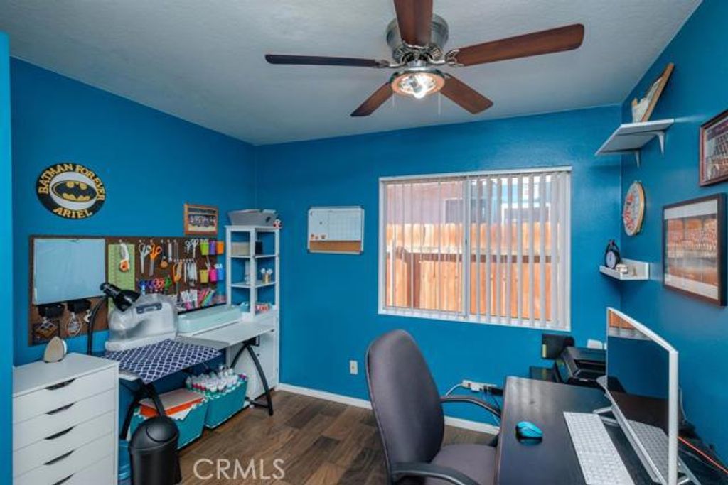 listing image 130728404350119011267