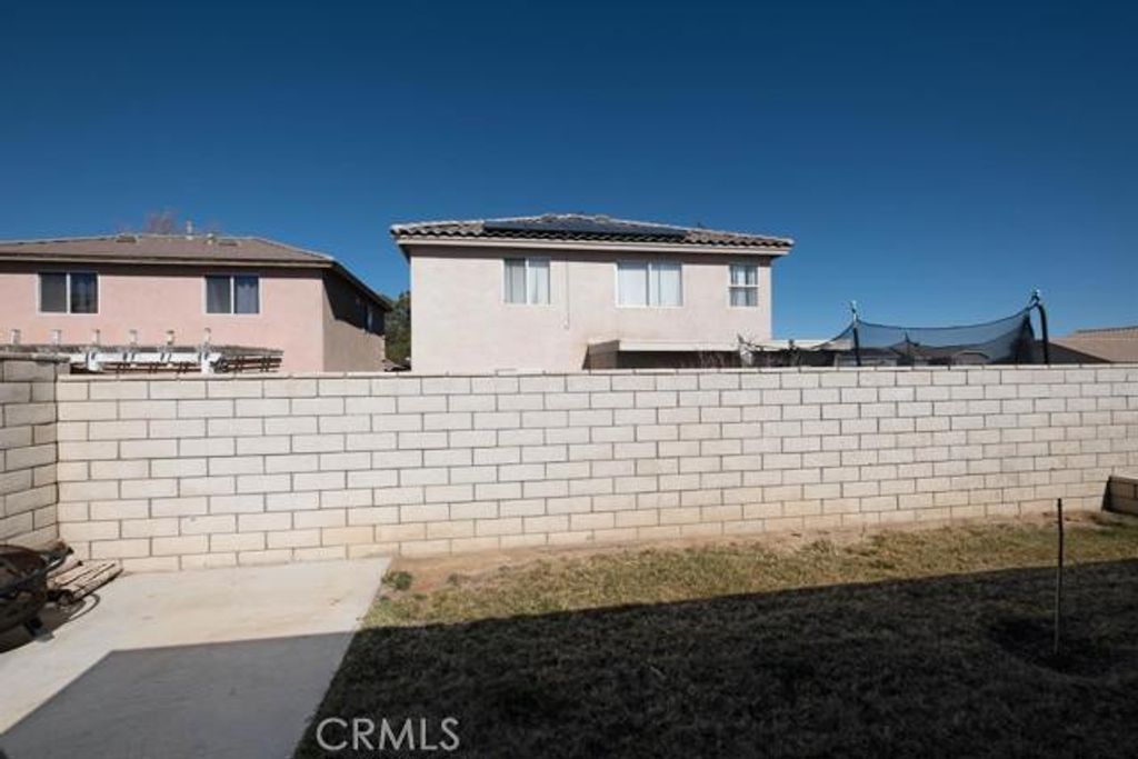 listing image 130726616917124295277